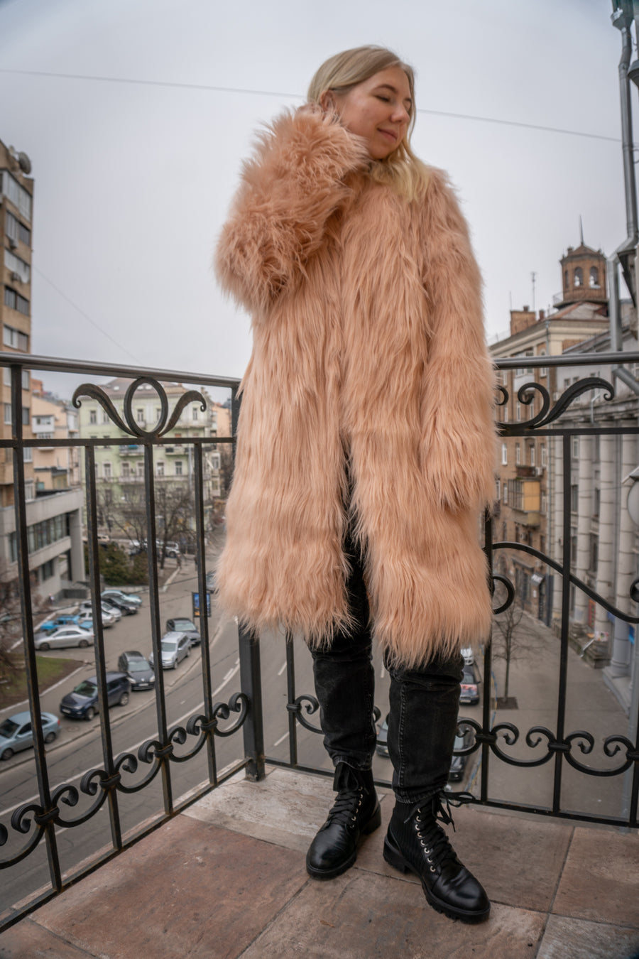 Blush long faux fur coat - LOOKHUNTER