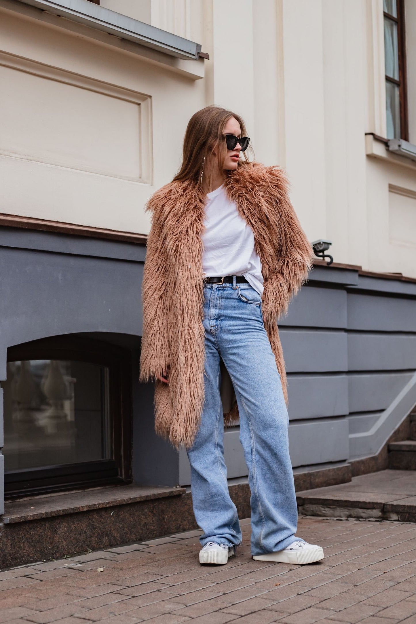 Beige collared furry coat 