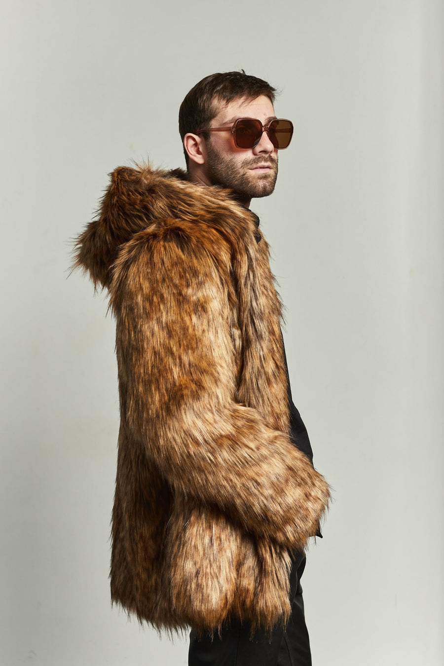 Short hooded fox faux fur coat